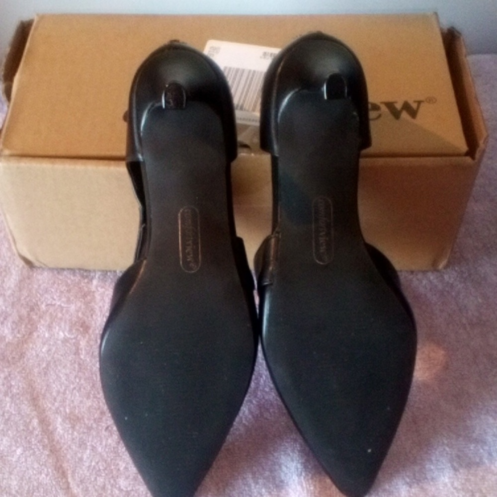 Comfort View Shoes - Picture 2 of 6